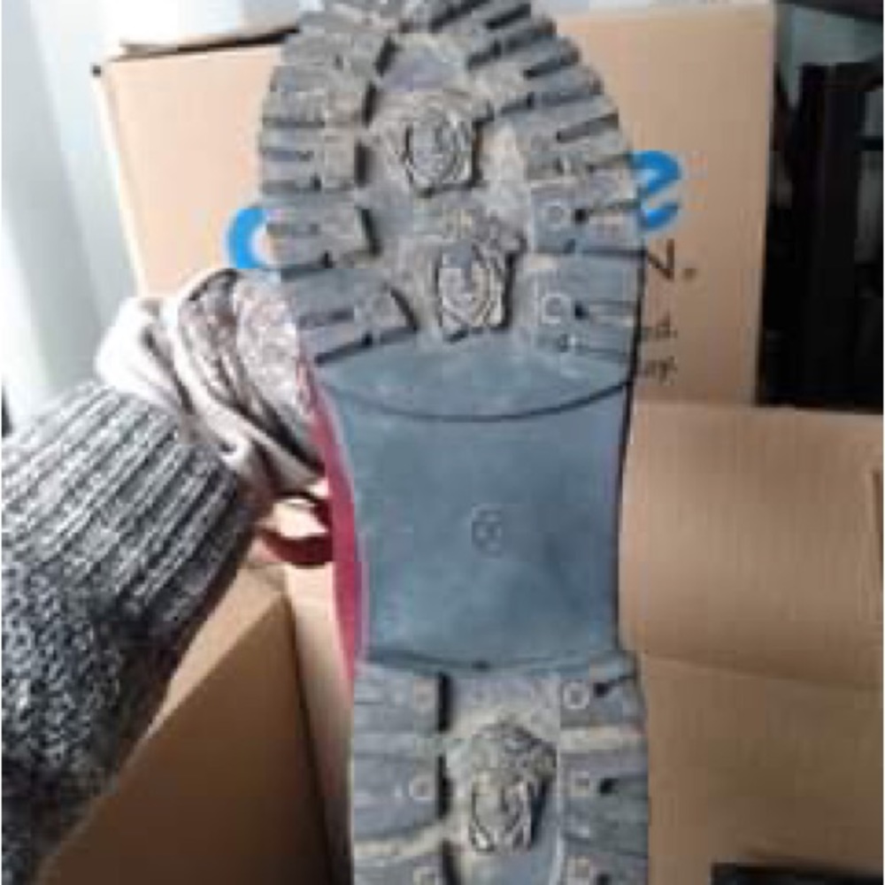 Boots - Picture 3 of 3